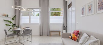 Apartment for Two People – 1 Minute from the Sea and Close to the City Center