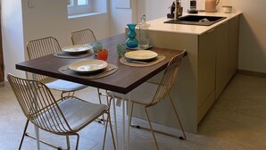Uklassifisert bilde, 4 av 19, knapp