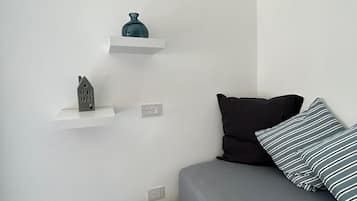 Deluxe Triple Room, 1 Double Bed with Sofa bed, Non Smoking, Private Bathroom