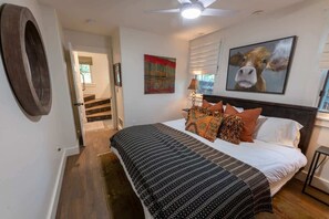 4 slaapkamers, een strijkplank/strijkijzer, wifi, beddengoed