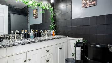 Shower, towels, soap, toilet paper