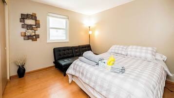 2 slaapkamers, een strijkplank/strijkijzer, wifi