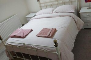 3 sovrum, strykjärn/strykbräda, wi-fi och sängkläder