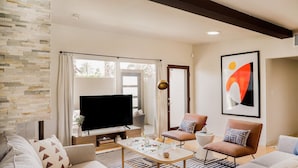 House - El Mirador by Avantstay Canyon Views Large Pool Outdoor Grill Games Permit 4253 (Palm Springs)