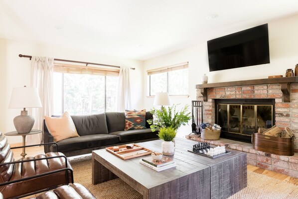 Room - Cedar by Avantstay Ski Season Home w Ping Pong (Carnelian Bay)