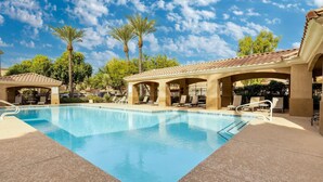 Apartment - Eucalyptus by Avantstay Stunning Scottsdale Home w Communal Pool Hot Tub (Scottsdale)