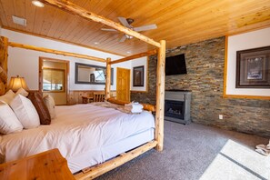 House - Clover by Avantstay Gorgeous Ski In Ski Out Home w Game Room Hot Tub (Big Bear Lake)