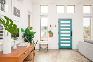 House | 2 bedrooms - Chicory by Avantstay Modern Desert Retreat w Hot Tub (Joshua Tree)