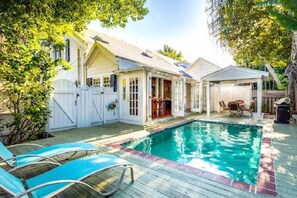 House | 3 bedrooms - Casa de Rosalie by Avantstay Great Location w Pool BBQ Outdoor Dining Month Long Stays Only (Key West)
