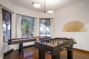 4 bedrooms