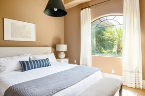 Villa | 12 bedrooms