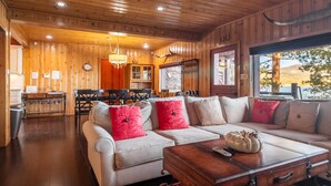 Unclassified image, 2 of 43, button - Shoreline Lakehouse by Avantstay Majestic Lakefront Cabin w Hot Tub Fire Pit (Big Bear Lake)