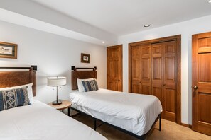 2 bedrooms
