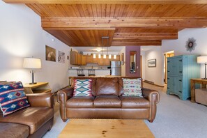 2 bedrooms
