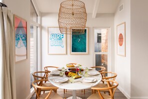 3 bedrooms - Hamilton I by Avantstay Beach House Rooftop Deck Newly Renovated Bungalow (La Jolla)