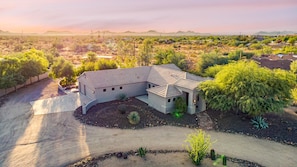 House | 6 bedrooms - Ironwood by Avantstay Secluded Ranch Home w Pool Private Horse Stables (Scottsdale)