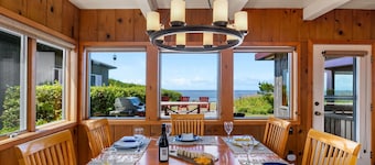 The Pilot House by Avantstay Stunning Home Right On Arch Cape Beach