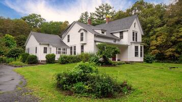 House | 6 bedrooms