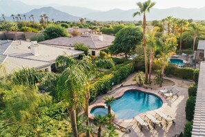 6 bedrooms - Palisades by Avantstay Gorgeous Backyard w Pool Spa Games (Indio)