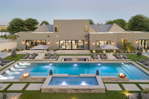 Mesquite38 by Avantstay Incredible Estate w Pool Bar Tennis Golf