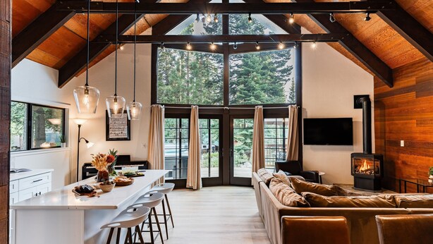 House - Emerald by Avantstay Tahoe Donner Mountain Retreat w Large Patio (Truckee)