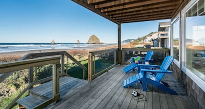 Blue Starfish by Avantstay Ocean Views Direct Cannon Beach Access