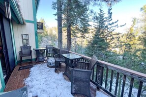 4 bedrooms - Sutter Ln by Avantstay Beautifully Remodeled Kitchen 4cabin-chic Bedrooms (Lake Arrowhead)