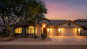 4 bedrooms - Palo Santo by Avantstay Contemporary Scottsdale Home w Great Outdoor Space Pool (Scottsdale)