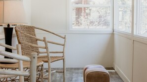 Ảnh chưa phân loại, 2 trong số 33 ảnh, nút