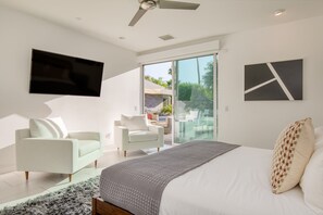 Villa | 5 bedrooms - Polo Villa 6 by Avantstay Features Expansive Putting Green Pool Spa Outdoor Firepit 260324 5 Bedrooms (La Quinta)