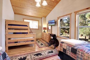 House | 3 bedrooms - Cubs Cabin by Avantstay Classic Big Bear Cabin in Ideal Location (Big Bear Lake)