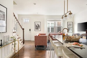 Apartment | 3 bedrooms - Hart Suite 11 by Avantstay Gorgeous Town House w Modern Amenities in Nashville (Nashville)