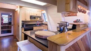 Unclassified image, 3 of 15, button - Zephyr by Avantstay Stylish Modified A Frame w Access To Tahoe Donner (Truckee)