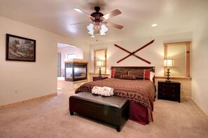 4 bedrooms - Starlight Retreat by Avantstay Gorgeous Log Style Home w Incredible Views (Big Bear Lake)