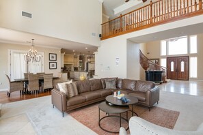 House | 7 bedrooms - Grand Contento by Avantstay Extraordinary Estate w Pool Movie Room (Temecula)