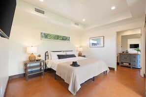 Villa | 8 bedrooms - Starlight Estate by Avantstay 20 People Architectual Mansion w Pool Tennis Court Game Room (Indio)