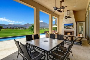 Villa - Legends by Avantstay Stunning Golf Villa Featuring Spa Pool Fire-pit (La Quinta)