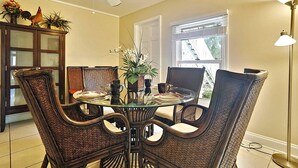 Unclassified image, 5 of 18, button - Emma s Secret by Avantstay Heart of Old Town w Shared Pool Month Long Stays Only (Key West)