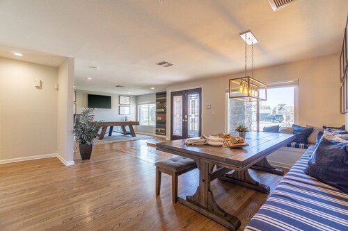 Sereno Ranch by Avantstay Sleeps 16 Outdoor Bar Kitchen Pool Fire Pit Hot Tub