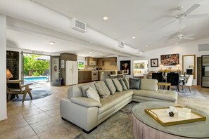 House | 3 bedrooms - Palo Verde by Avantstay Lush Garden Home With Mountain View Pool BBQ Permit 4791 (Palm Springs)