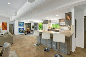 House | 3 bedrooms - Palo Verde by Avantstay Lush Garden Home With Mountain View Pool BBQ Permit 4791 (Palm Springs)