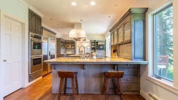 Nhà | 4 phòng ngủ