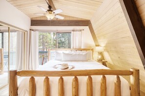 4 bedrooms - Alder by Avantstay Moody Retreat Patio Hot Tub in Sunriver (Bend)