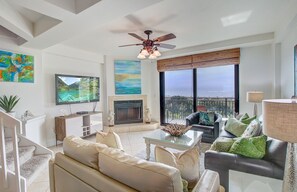 Apartment | 3 bedrooms - 415 B Shipwatch by Avantstay Oceanfront Penthouse w Amazing Views (Isle of Palms)