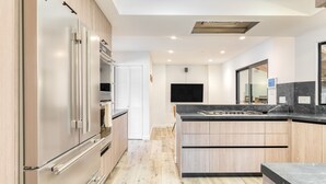House | 4 bedrooms - Honeypot by Avantstay Indoor Pool Hot Tub (Big Bear Lake)