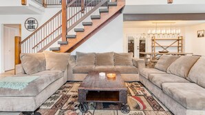 House | 4 bedrooms - Honeypot by Avantstay Indoor Pool Hot Tub (Big Bear Lake)