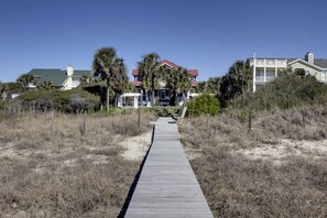 House | 6 bedrooms