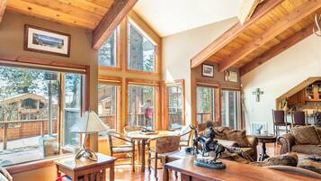 Nhà | 5 phòng ngủ