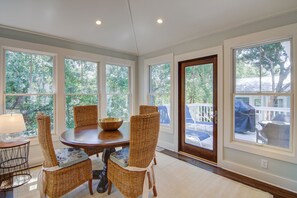 House | 3 bedrooms - 17 Sandcrab Court by Avantstay Newly Renovated Home in Beach Town (Isle of Palms)