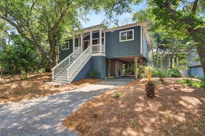 House | 3 bedrooms - 17 Sandcrab Court by Avantstay Newly Renovated Home in Beach Town (Isle of Palms)